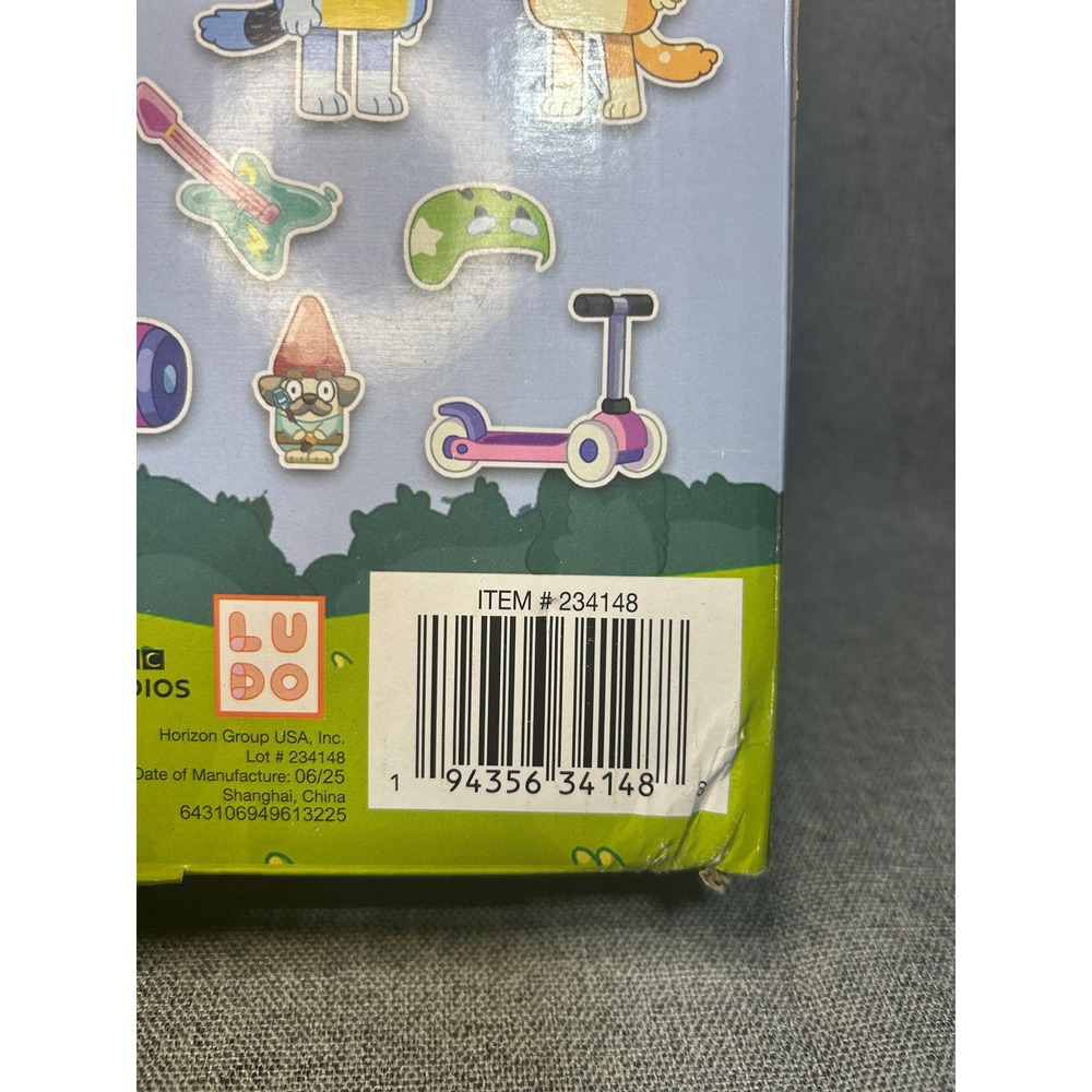 Bluey Ultimate Activity Set Kids OS Multi 4-in-1 SlimySand Felt Magnetic Puzzle - Picture 8 of 13